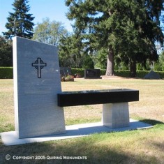 MonuBench - WCM 031 MonuBench - WCM 031