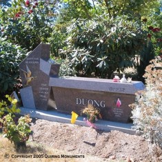 MonuBench - WCM 019 MonuBench - WCM 019